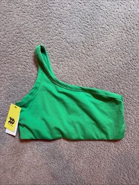 all in motion One-Shoulder Crop Top in Green